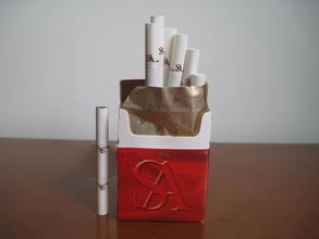 蓝莓爆珠香烟哪个味道好